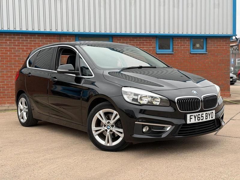 Used BMW 216 Luxury Line 116 HP (85 kW) 2015 Black Hatchback