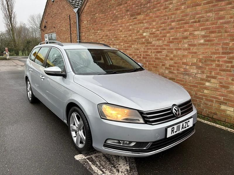 Used VW Passat SE 2011 Silver Estate