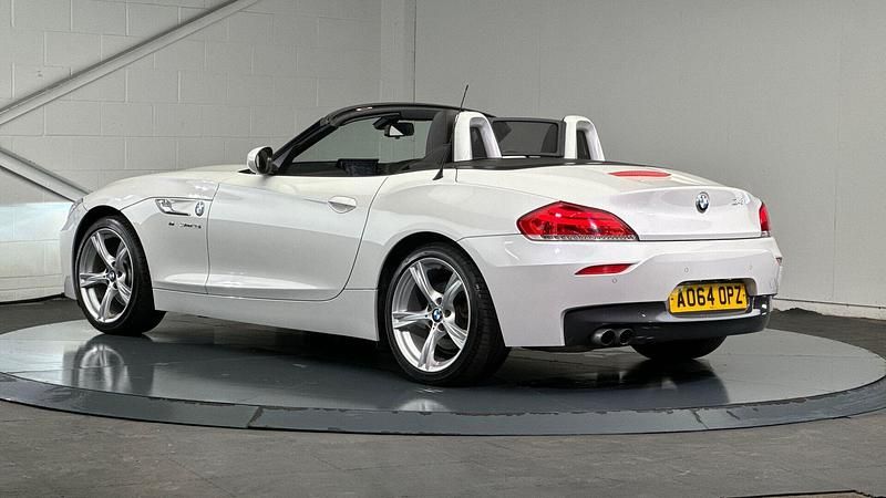 Used BMW Z4 Comfort Edition 242 HP (177 kW) 2014 White Cabriolet