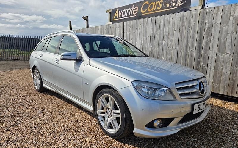 Usado Mercedes C200 136 HP (100 kW) 2011 Carrinha