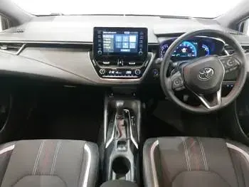Used Toyota Corolla Sport 184 HP (135 kW) 2020 White Hatchback