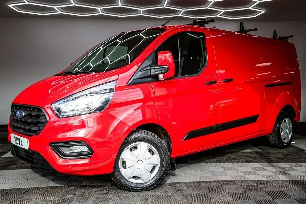 Używany Ford Transit Custom Trend 130 KM (95 kW) 2021 Czerwony Van