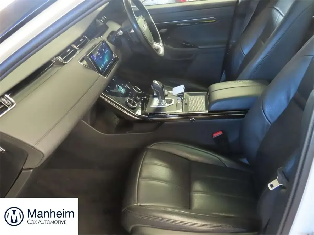 Used Land Rover Range Rover evoque SE Dynamic 180 HP (132 kW) 2020 White SUV