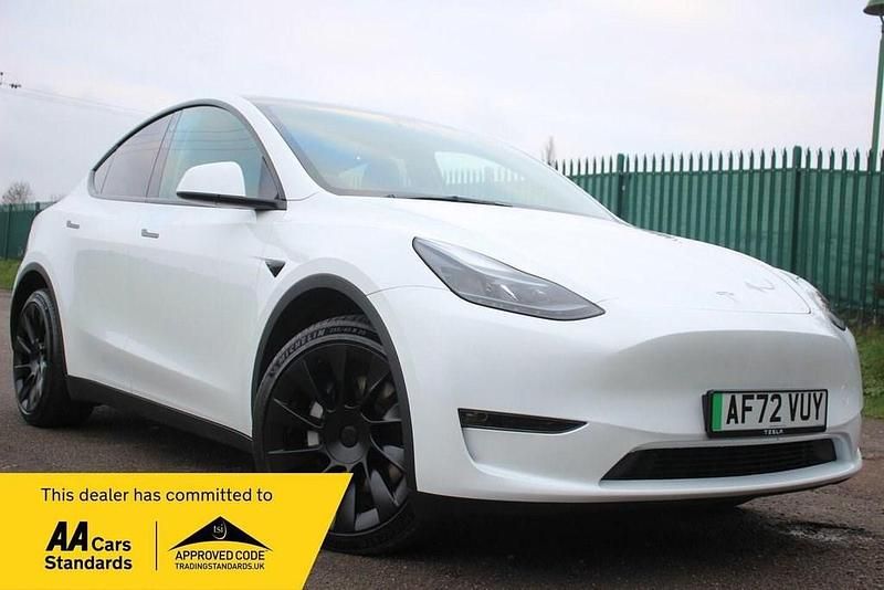 Used Tesla Model Y Long Range AWD 85 kW (116 HP) 2022 White SUV
