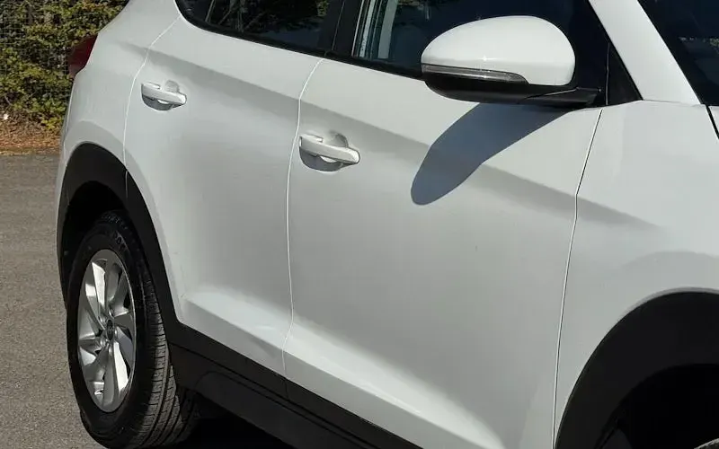 Used Hyundai Tucson SE 132 HP (97 kW) 2018 White SUV