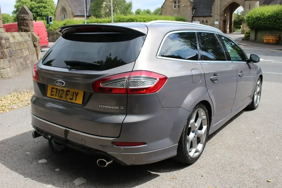 Used Ford Mondeo Titanium X 200 HP (147 kW) 2012 Brown Estate