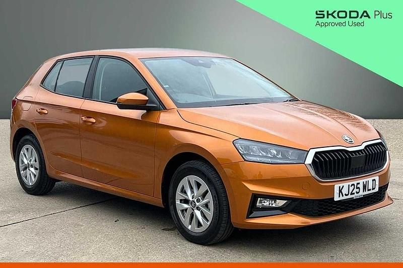 Used Skoda Fabia SE 95 HP (69 kW) 2025 Phoenix orange metallic Hatchback