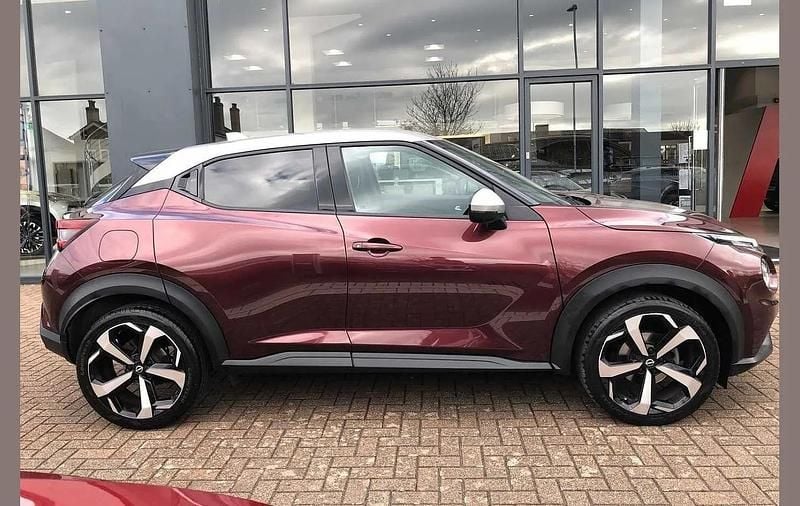 Used Nissan Juke Tekna 112 HP (82 kW) 2023 Red SUV