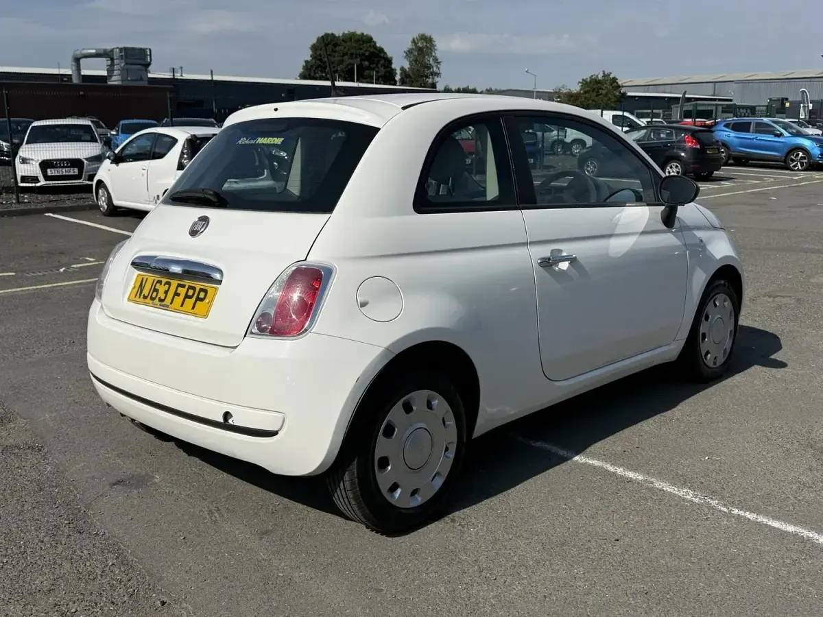 Used Fiat 500 Pop 69 HP (50 kW) 2013 White Hatchback