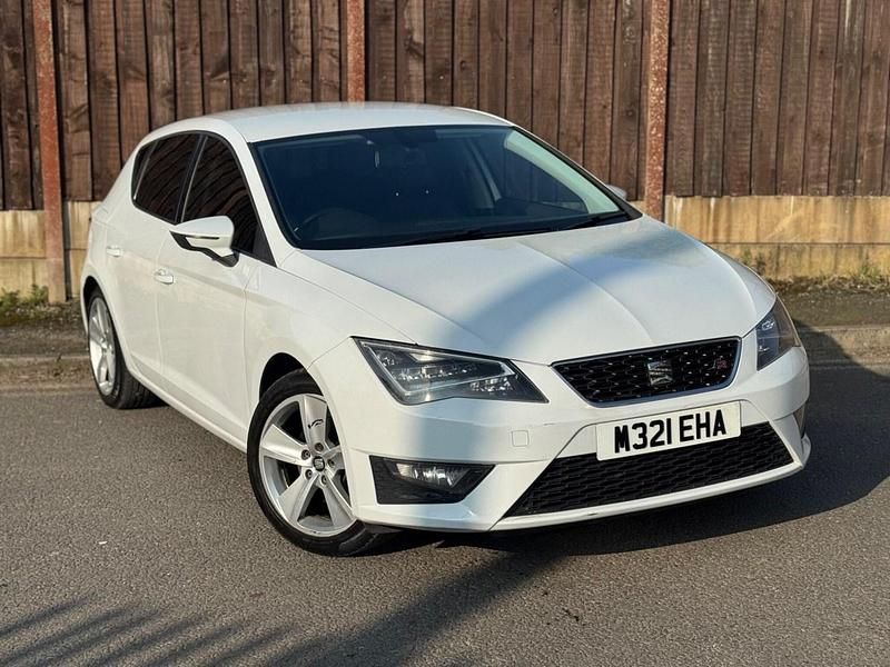 Used Seat Leon FR 150 HP (110 kW) 2016 White Hatchback