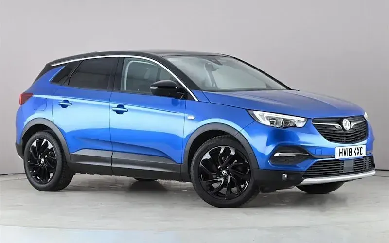Usado Vauxhall Grandland X Elite 131 HP (96 kW) 2021 SUV