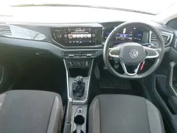 Begagnad VW Polo Life 80 HK (58 kW) 2023 Svart Halvkombi