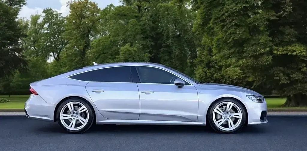 Usado Audi A7 Sportback S-Line 245 CV (180 kW) 2019 Plateado Utilitario