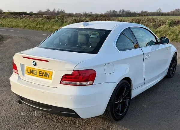 Usado BMW 118 Coupé M Sport 143 CV (105 kW) 2013 Blanco Coupe