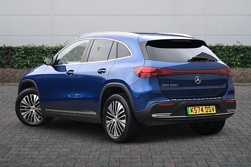 Used Mercedes EQA250+ Executive 139 kW (190 HP) 2024 Blue SUV