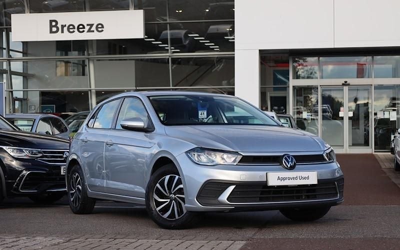 Used 2025 VW Polo Life Hatchback | £15,470 (Good price) - Image 1/4