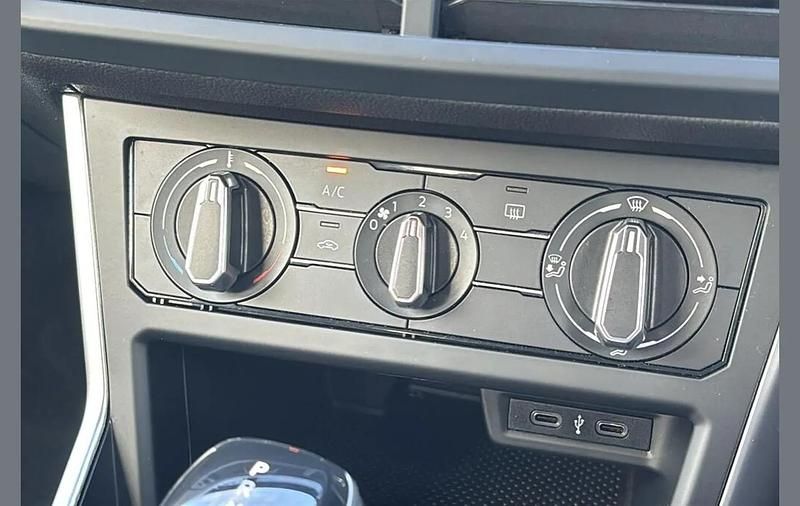 Used VW Polo Life 94 HP (69 kW) 2022 Grey Hatchback