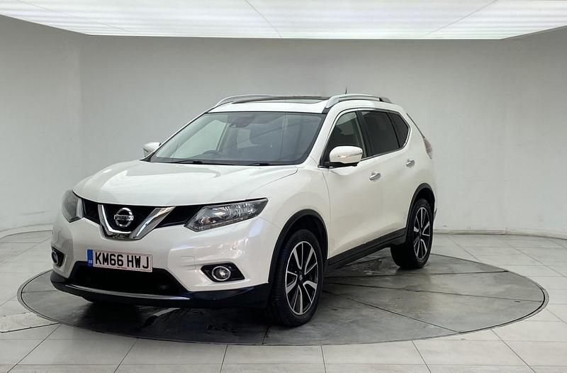 Used Nissan X-Trail N-Vision 130 HP (95 kW) 2016 White SUV