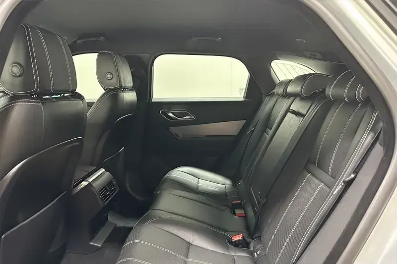 Used Land Rover Range Rover Velar SE Dynamic 201 HP (147 kW) 2022 Silver SUV