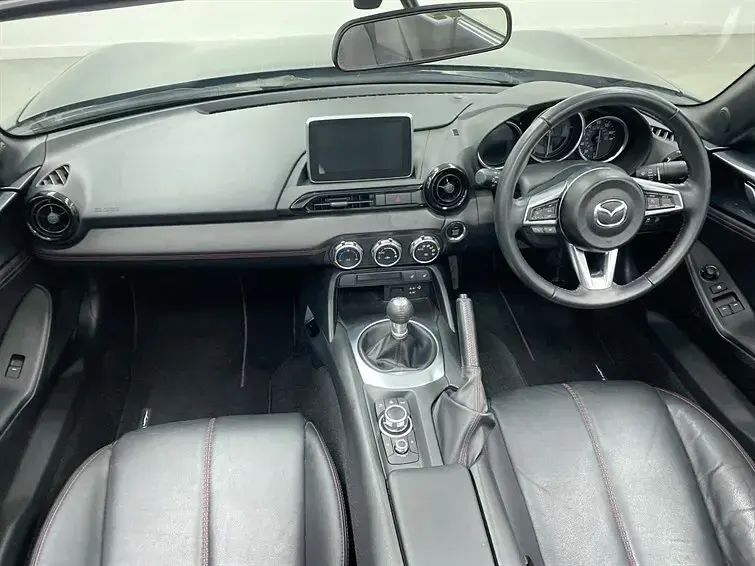 Used Mazda MX5 131 HP (96 kW) 2016 Grey Cabriolet