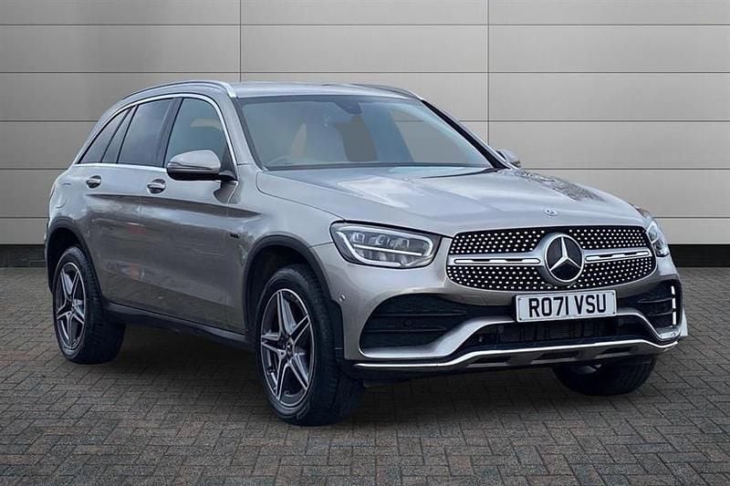 Used Mercedes GLC300 AMG line 306 HP (225 kW) 2021 Mojave silver Estate