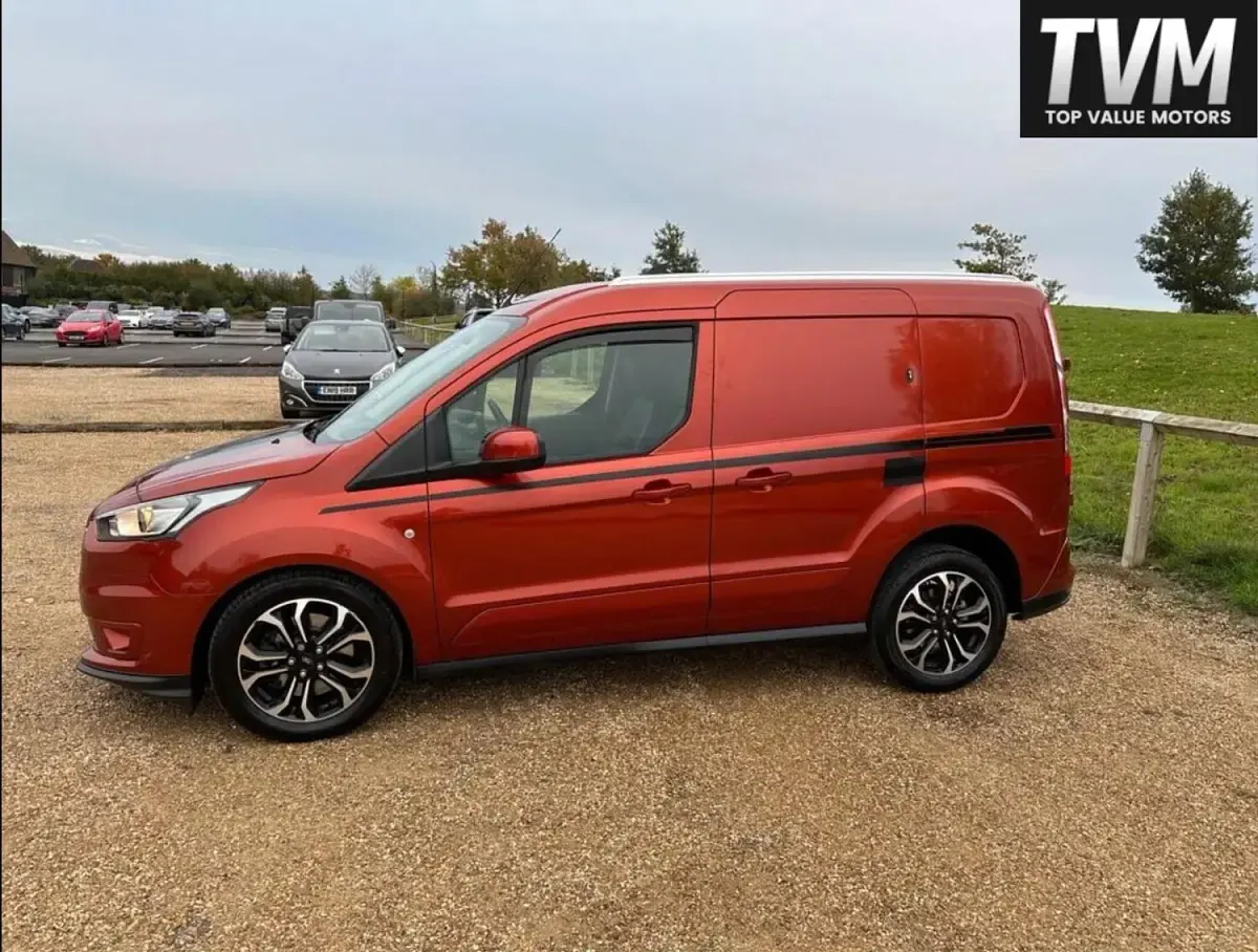 Used Ford Transit Connect Sport 120 HP (88 kW) 2022 Orange MPV