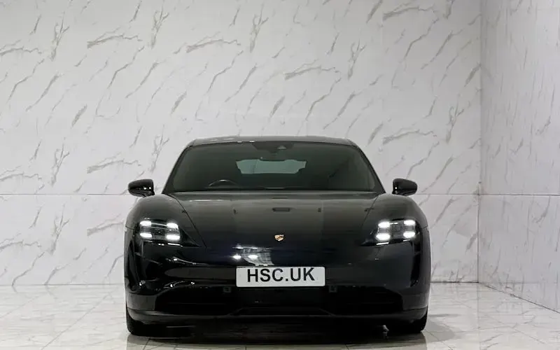 Used Porsche Taycan 350 kW (476 HP) 2023 Sedan