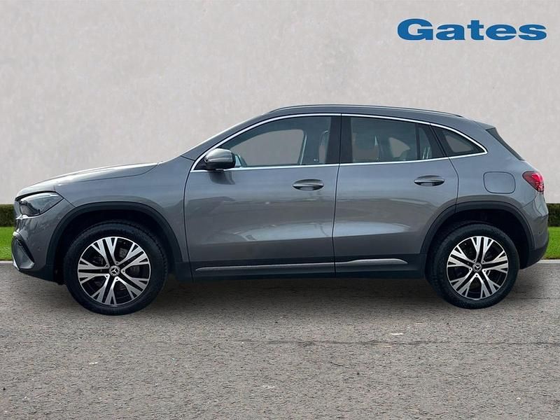 Used Mercedes GLA200 Executive 150 HP (110 kW) 2025 Grey SUV