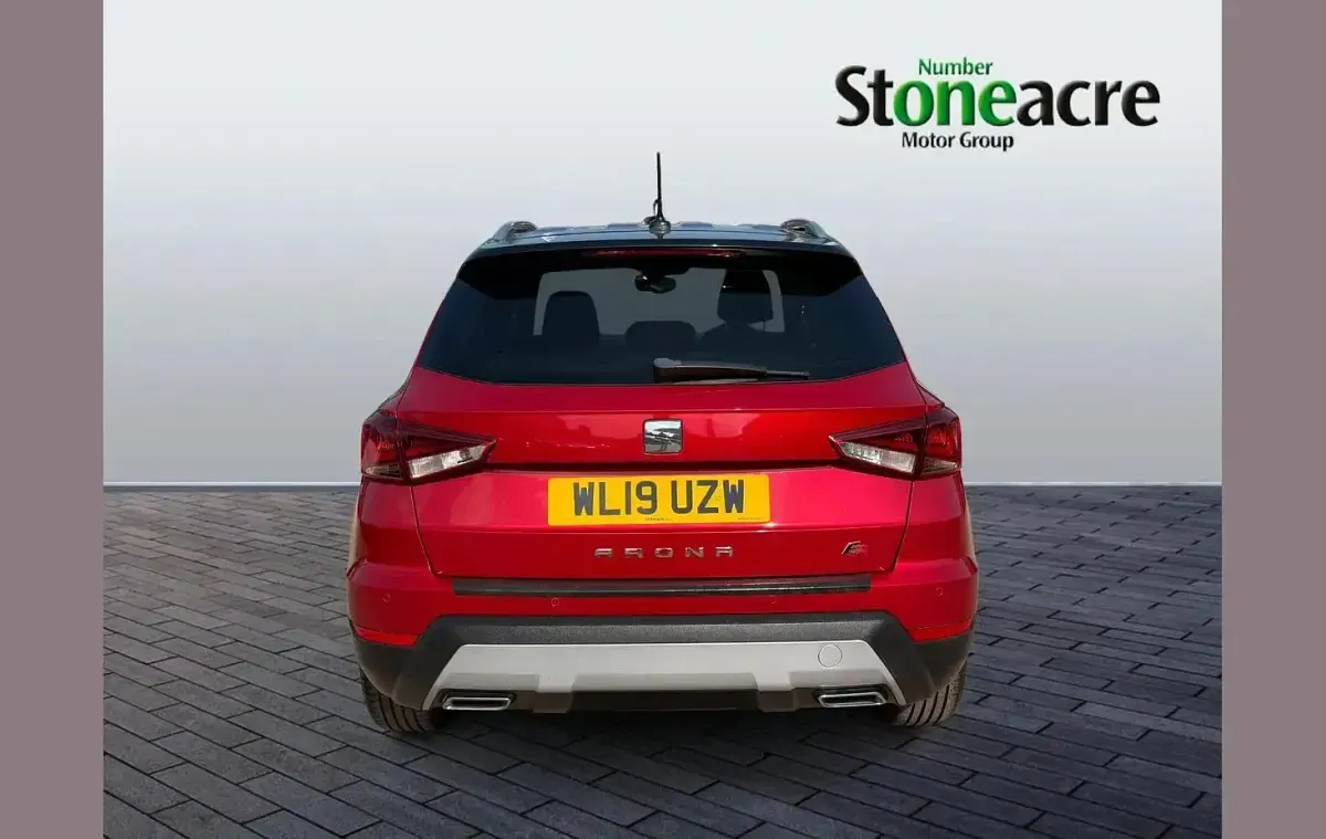 Used Seat Arona FR 115 HP (84 kW) 2019 Red SUV
