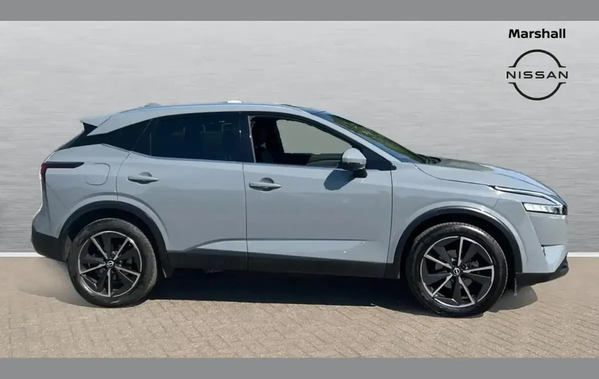 Used Nissan Qashqai Tekna 155 HP (114 kW) 2023 Grey SUV