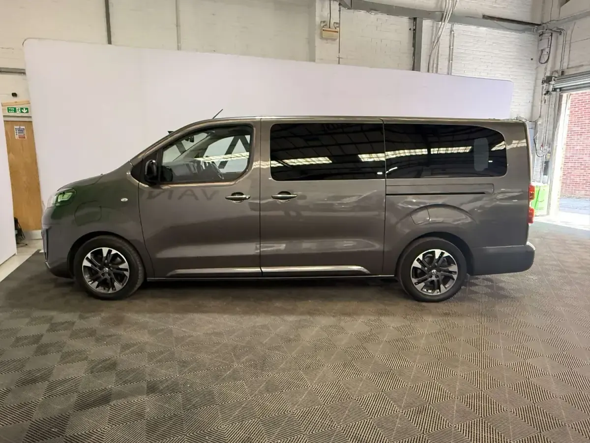 Used Vauxhall Vivaro Ultimate 100 kW (136 HP) 2023 Grey MPV