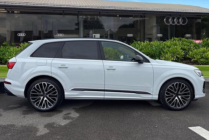 Used Audi SQ7 Advanced Plus 507 HP (372 kW) 2025 White SUV