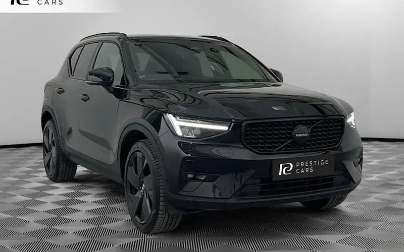 Used Volvo XC40 Plus 197 HP (144 kW) 2025 SUV