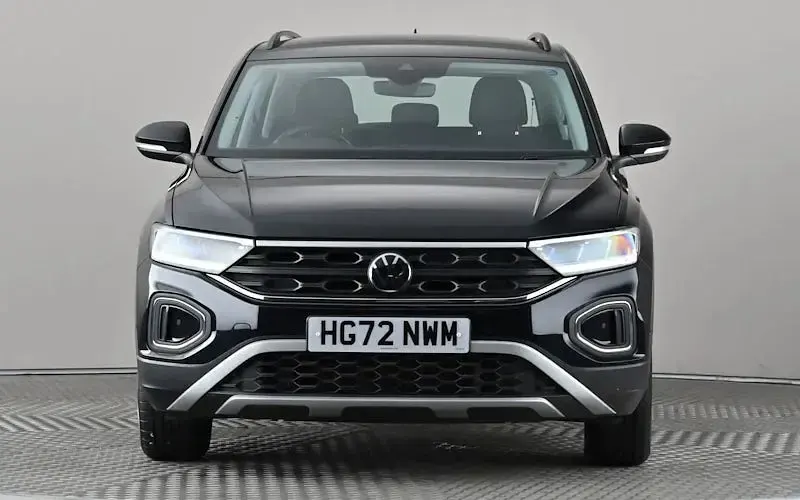 Used VW T-Roc Life 150 HP (110 kW) 2025 SUV