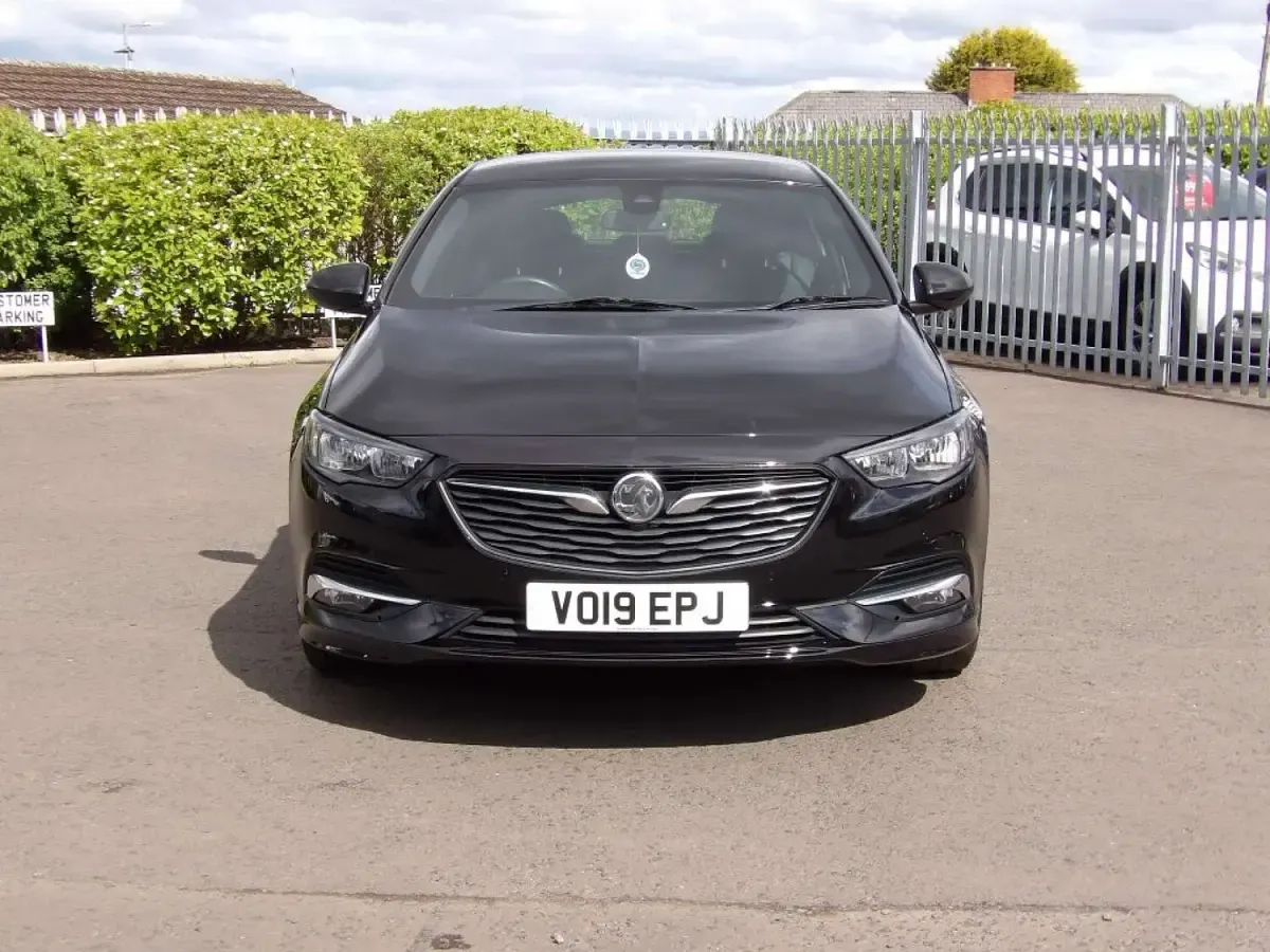 Used Vauxhall Insignia SRi 2019 Black Hatchback