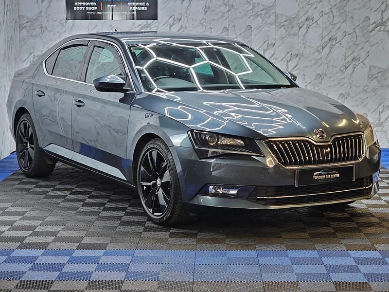 Grey Used 2016 Skoda Superb SE L Executive Hatchback | £9,800 (Fair price) - Image 1/4