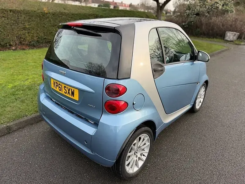 Used Smart ForTwo Coupé Passion 2011 Silver Coupe