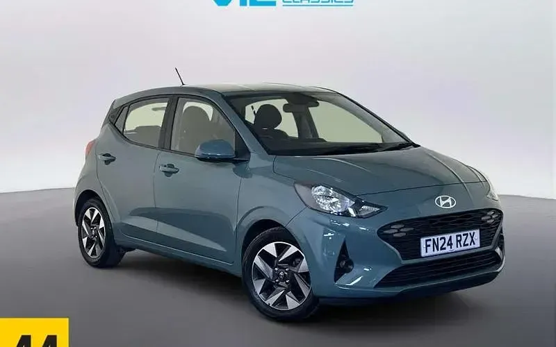 Used Hyundai i10 Advanced 67 HP (49 kW) 2024 Hatchback