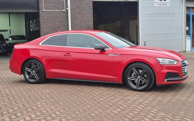 Used Audi A5 S-Line 190 HP (139 kW) 2018 Red Coupe