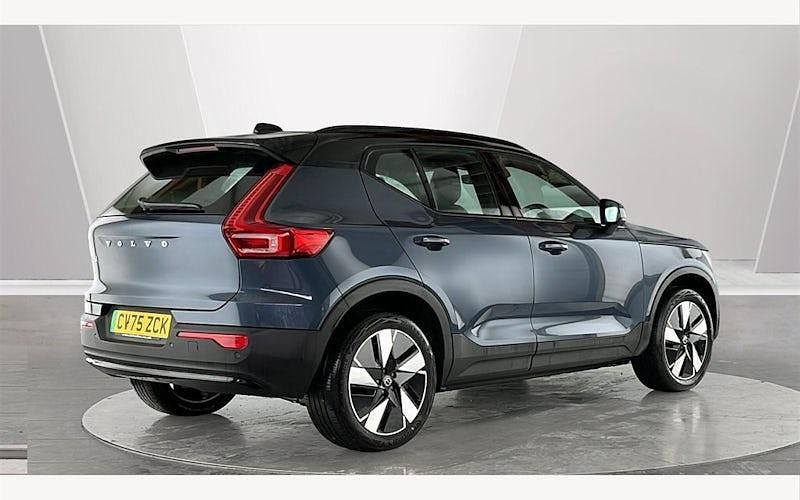 New Volvo EX40 Plus 185 kW (252 HP) 2025 SUV