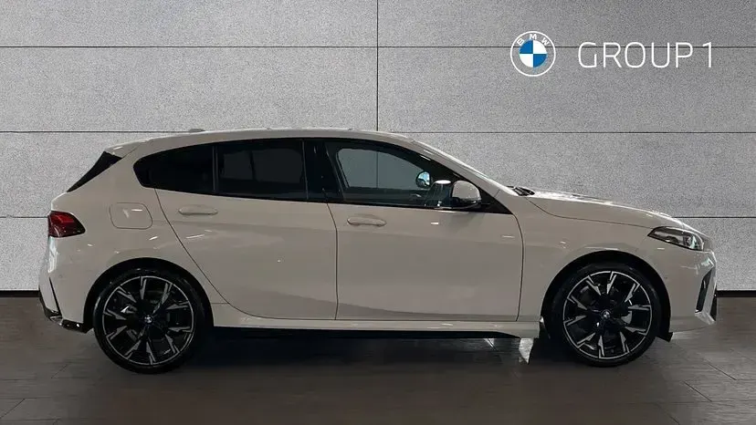Used BMW 120 M Sport 168 HP (123 kW) 2026 White Hatchback