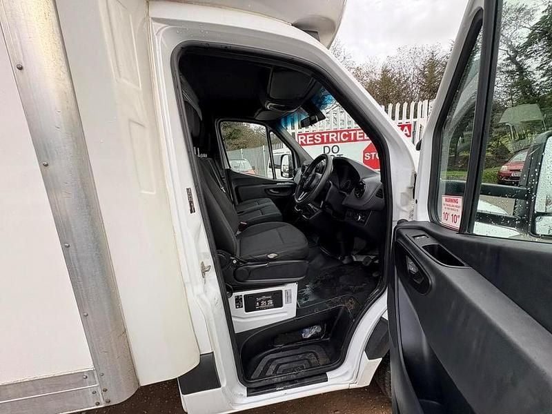 Used Mercedes Sprinter 143 HP (105 kW) 2020 White Van