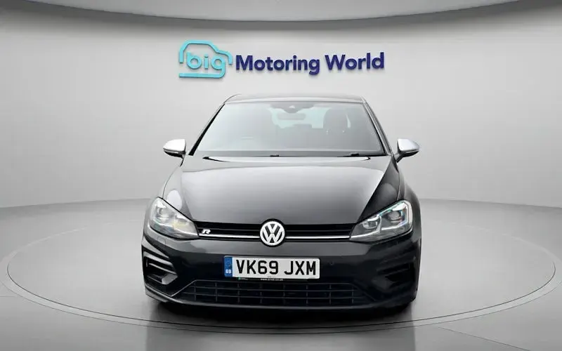 Używany VW Golf VII R 300 KM (220 kW) 2019 Czarny Hatchback