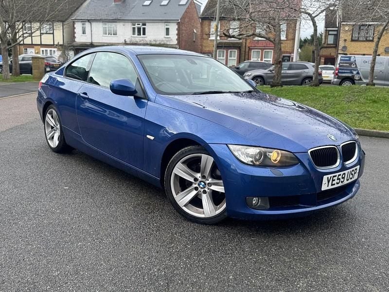 Used BMW 320 2010 Blue Coupe