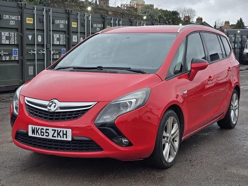 Used Vauxhall Zafira SRi 2015 Red MPV