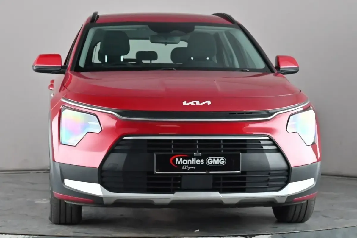 Used Kia Niro 139 HP (102 kW) 2022 Red SUV