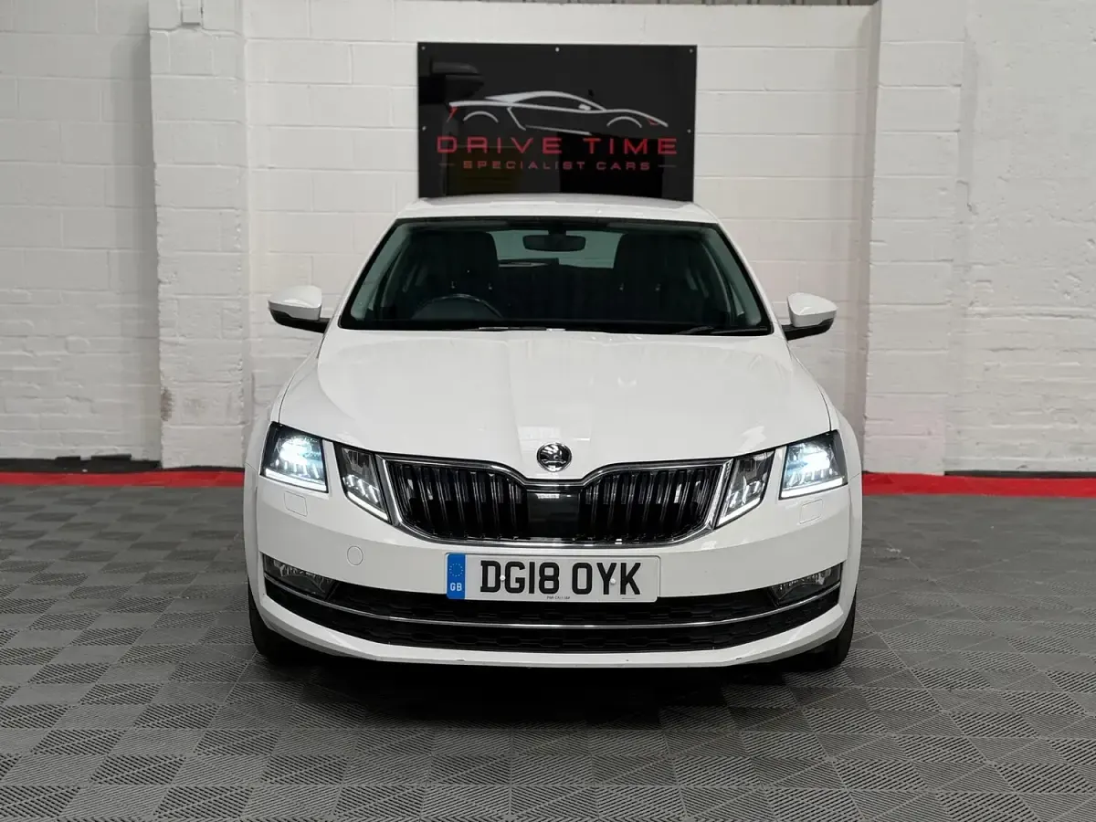 Used Skoda Octavia SE L 150 HP (110 kW) 2018 White Hatchback