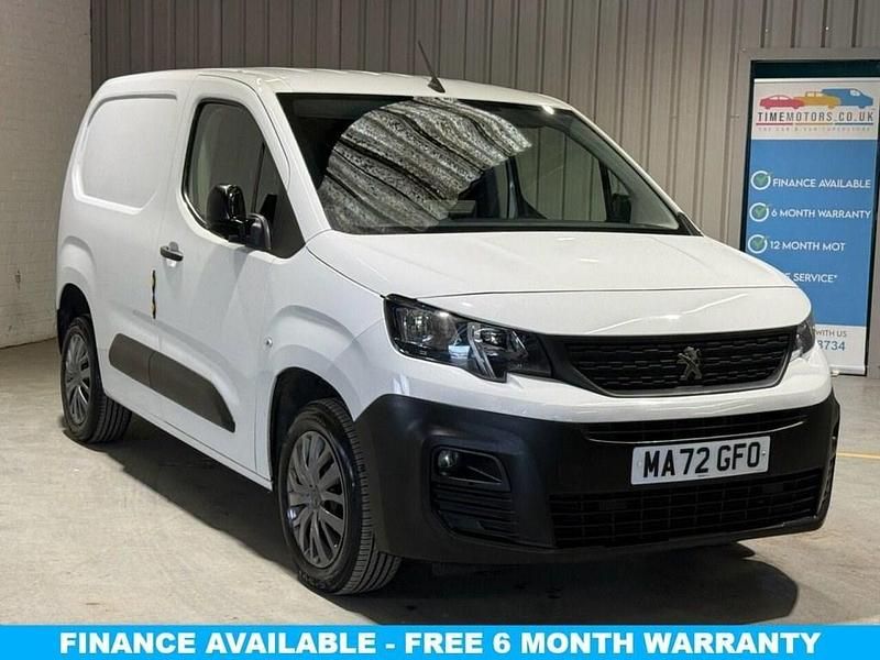 Used Peugeot Partner 131 HP (96 kW) 2022 White MPV