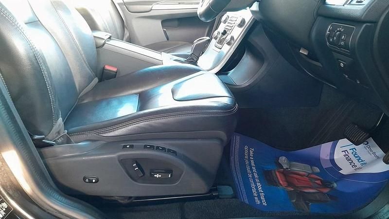 Used Volvo XC60 SE Lux 190 HP (139 kW) 2016 Black SUV