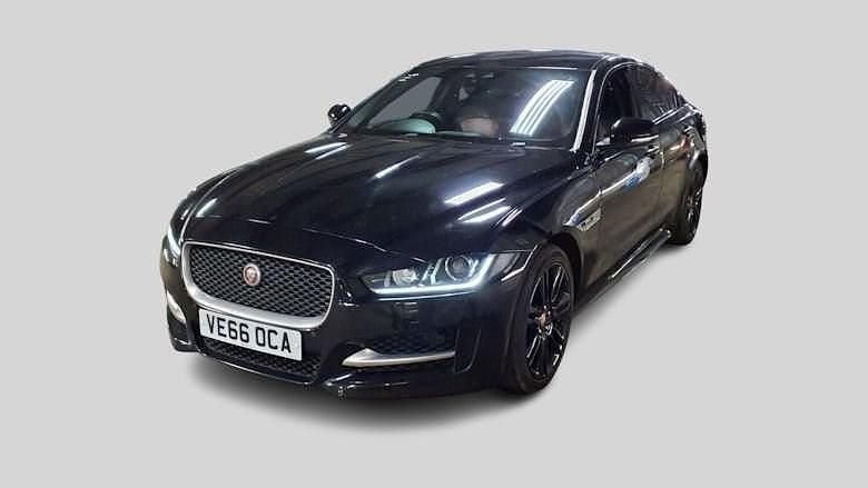 Used Jaguar XE R-Sport 180 HP (132 kW) 2016 Black Sedan